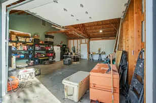 704 SE Elm St, Prineville, OR 97754 - Photo 35