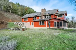 4760 Galls Creek Rd, Gold Hill, OR 97525 - Photo 7