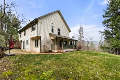 301 Leeannas Way, Shady Cove, OR 97539 - Photo 33