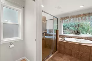 301 Leeannas Way, Shady Cove, OR 97539 - Photo 25