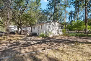 1401 Upper River Rd, Gold Hill, OR 97525 - Photo 3