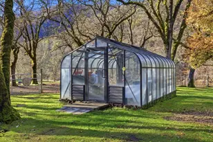 1401 Upper River Rd, Gold Hill, OR 97525 - Photo 7