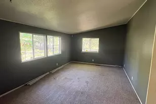 1401 Upper River Rd, Gold Hill, OR 97525 - Photo 7