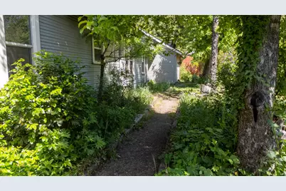 24127 Redwood Highway, Kerby, OR 97531 - Photo 29
