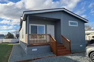 3601 Avenue C, White City, OR 97503 - Photo 3