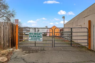 414 Stevens Road #UNIT 34, Eagle Point, OR 97524 - Photo 17