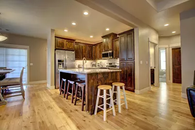 3835 Creek Mont Drive, Medford, OR 97504 - Photo 5