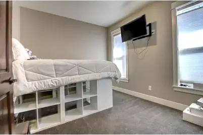 3835 Creek Mont Drive, Medford, OR 97504 - Photo 11