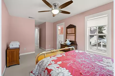 515 G Street #APT 120, Jacksonville, OR 97530 - Photo 25