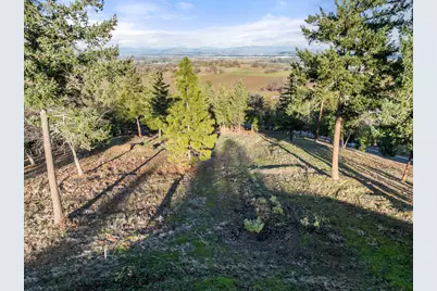 70 Vineyard View Circle, Medford, OR 97501 - Photo 25