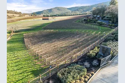 70 Vineyard View Circle, Medford, OR 97501 - Photo 27