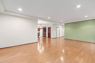 827 Isherwood Dr, Central Point, OR 97502 - Photo 7