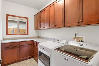 827 Isherwood Drive, Central Point, OR 97502 - Photo 25