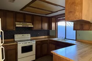 1141 Progress Dr, Medford, OR 97504 - Photo 5