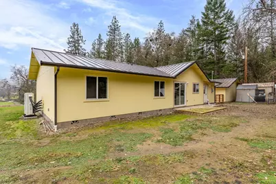 600 Slagle Creek Road, Grants Pass, OR 97527 - Photo 23