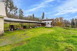 600 Slagle Creek Rd, Grants Pass, OR 97527 - Photo 27