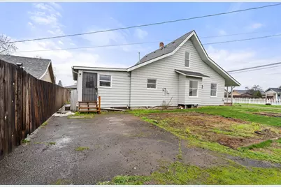 2772 Merriman Road, Medford, OR 97501 - Photo 27