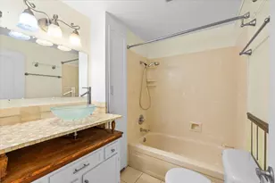 1602 Gayety Ln, Medford, OR 97504 - Photo 15