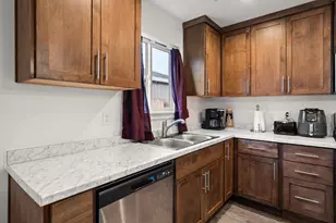 7915 Jacqueline Way, White City, OR 97503 - Photo 13