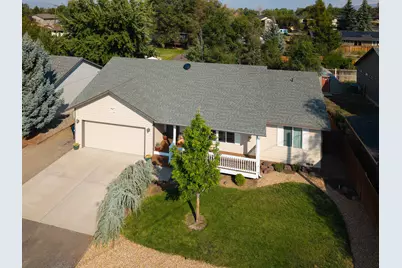 2240 SW 24th Street, Redmond, OR 97756 - Photo 3