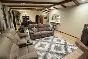 148 Westwood Dr, Grants Pass, OR 97527 - Photo 3