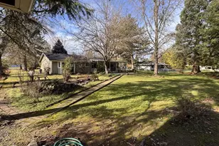 148 Westwood Dr, Grants Pass, OR 97527 - Photo 27