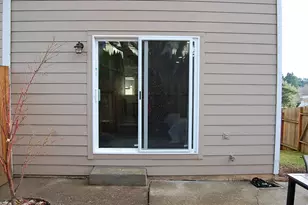 2240 Maplewood Dr S, Salem, OR 97306 - Photo 25