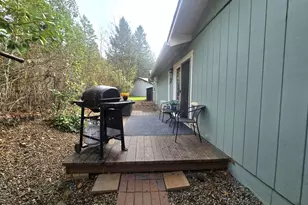 243 Shadowbrook Dr, Cave Junction, OR 97523 - Photo 19