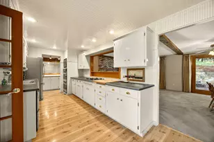 6333 Sterling Creek Rd, Jacksonville, OR 97530 - Photo 15