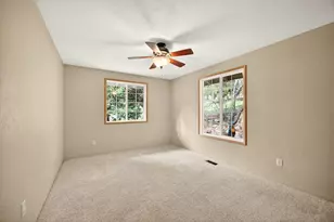 6333 Sterling Creek Rd, Jacksonville, OR 97530 - Photo 35