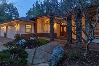 337 Daleo Drive, Grants Pass, OR 97527 - Photo 1