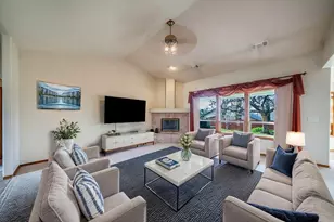 3418 Blue Blossom Dr, Medford, OR 97504 - Photo 11