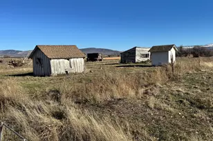 9601 Hwy 39, Klamath Falls, OR 97603 - Photo 29