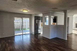 402 Emerald Cir, Medford, OR 97501 - Photo 17