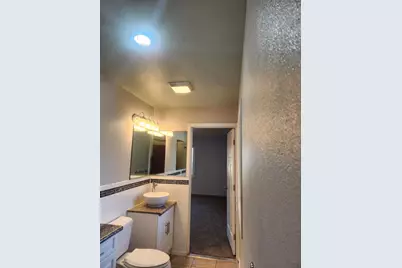 402 Emerald Circle, Medford, OR 97501 - Photo 45