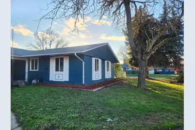 402 Emerald Circle, Medford, OR 97501 - Photo 5