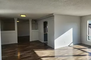 402 Emerald Cir, Medford, OR 97501 - Photo 31