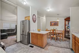 55633 Swan Rd, Bend, OR 97707 - Photo 7