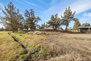 869 SW 55th Pl, Redmond, OR 97756 - Photo 41