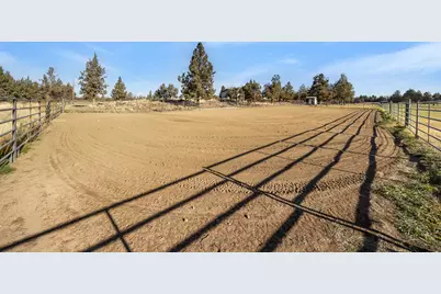 869 SW 55th Place, Redmond, OR 97756 - Photo 39