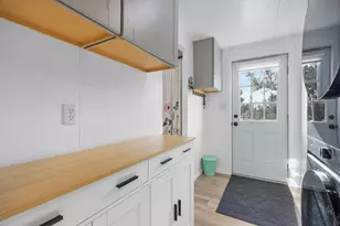 869 SW 55th Pl, Redmond, OR 97756 - Photo 23