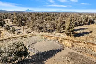 869 SW 55th Pl, Redmond, OR 97756 - Photo 29