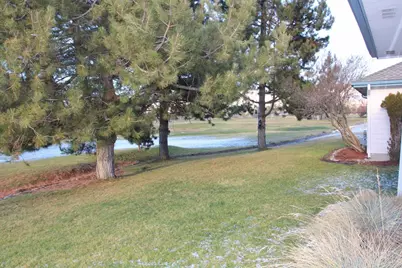 945 Hanks Street, Klamath Falls, OR 97601 - Photo 59