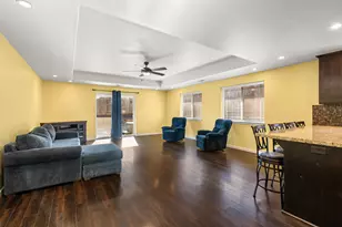 925 Sellwood Dr, Eagle Point, OR 97524 - Photo 5