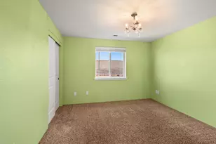 925 Sellwood Dr, Eagle Point, OR 97524 - Photo 21