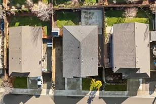 925 Sellwood Dr, Eagle Point, OR 97524 - Photo 33