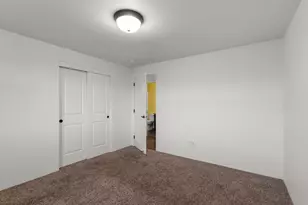 925 Sellwood Dr, Eagle Point, OR 97524 - Photo 19