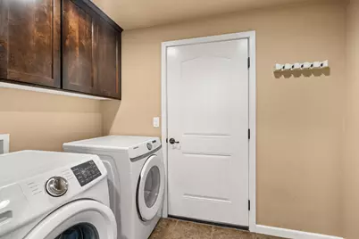 925 Sellwood Drive, Eagle Point, OR 97524 - Photo 23