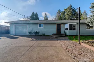 2717 Elliott Ave, Medford, OR 97501 - Photo 3
