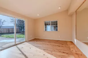 2717 Elliott Ave, Medford, OR 97501 - Photo 11